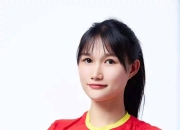 米兰体育app-包含运动精神闪耀，女足运动员比赛劲头十足的词条