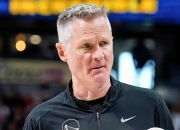 米兰捕鱼-勇士主帅考尔接受体检