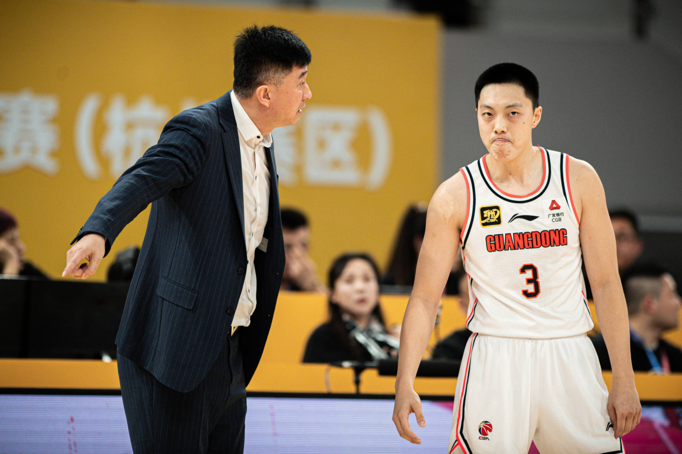广东宏远主场大胜山西赢得四连胜