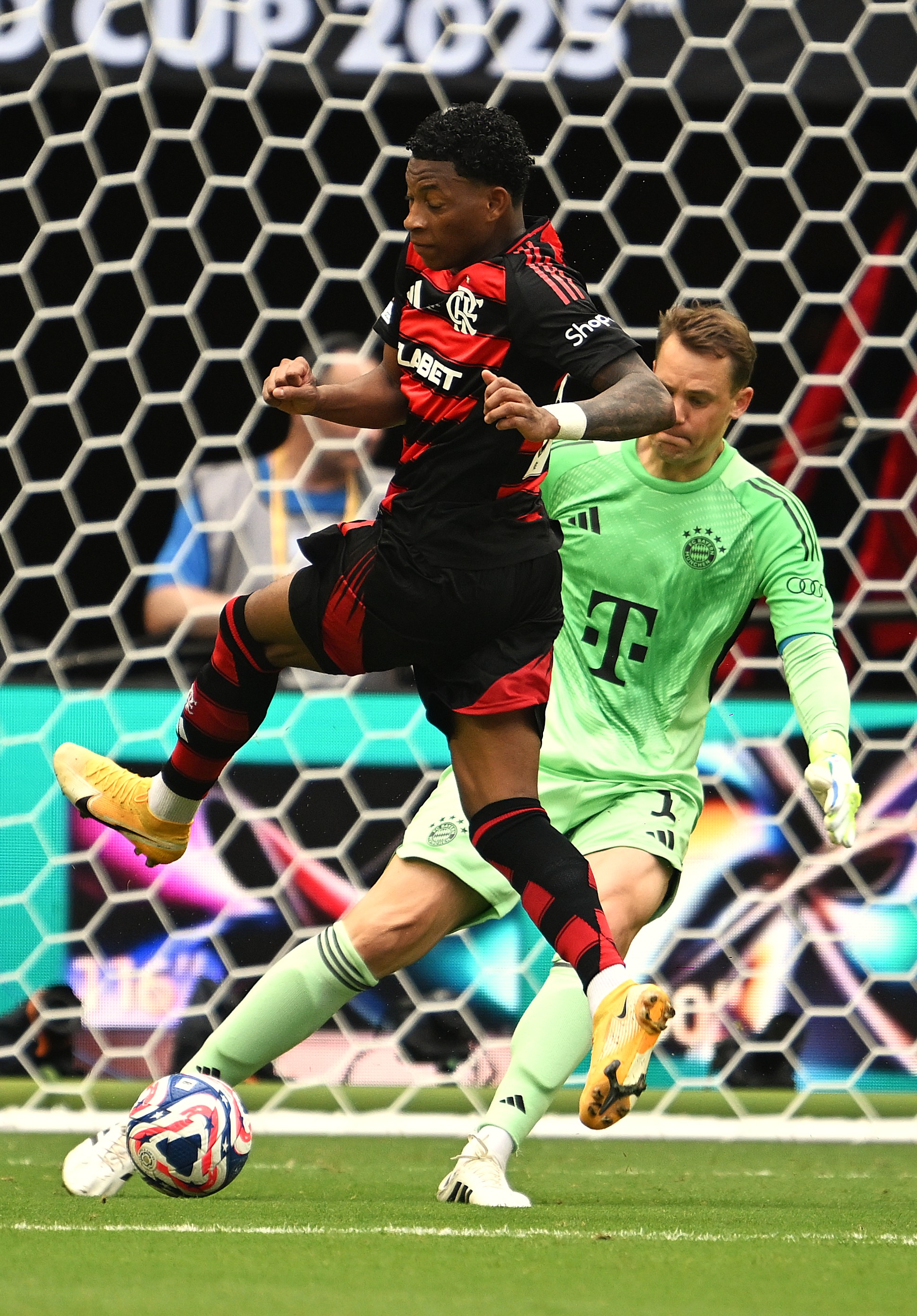 拜仁慕尼黑队成功晋级欧洲足球风云赛事的简单介绍