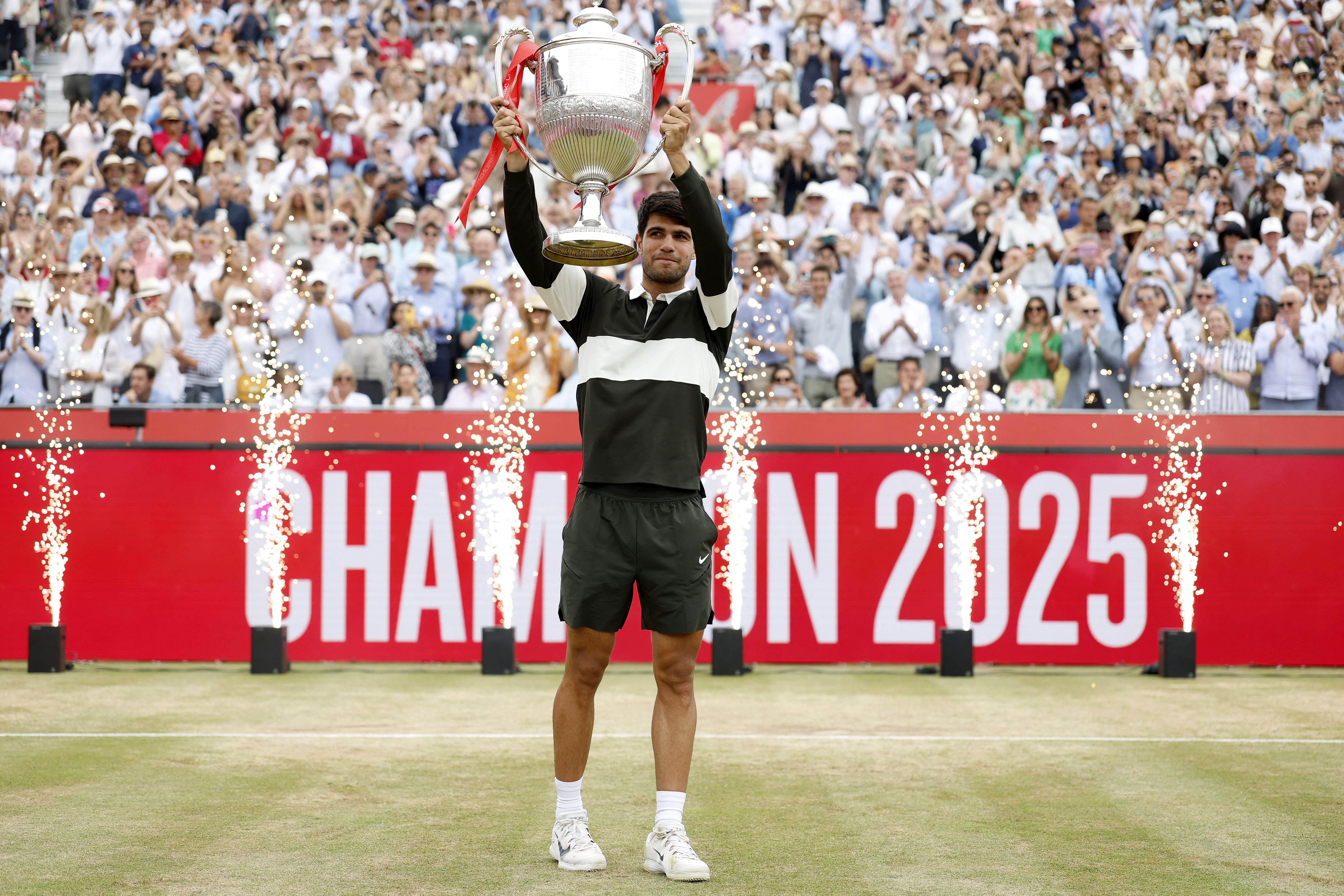 瑞典网球选手赛场夺冠,实力无敌 瑞典网球选手赛场夺冠,实力无敌