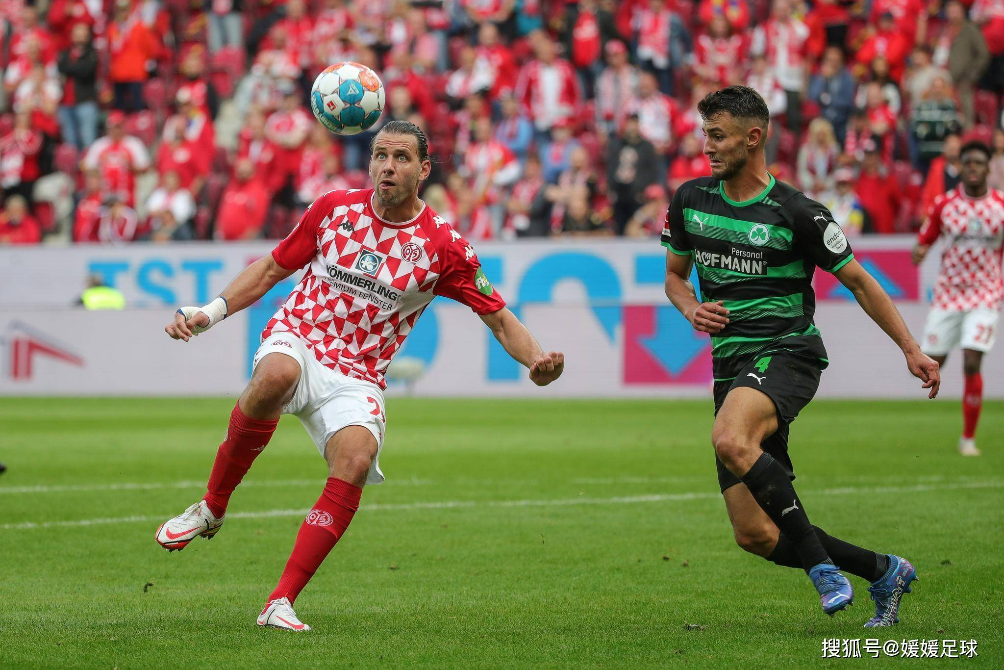 沃尔夫斯堡客场大胜美因茨,继续保持不败纪录绽放 沃尔夫斯堡客场大胜美因茨,继续保持不败纪录绽放